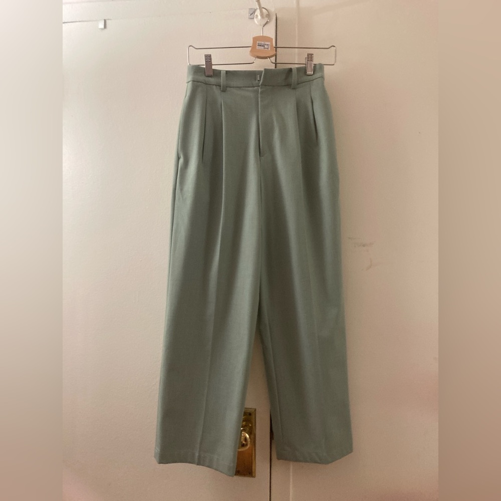 Trouser, wide legs